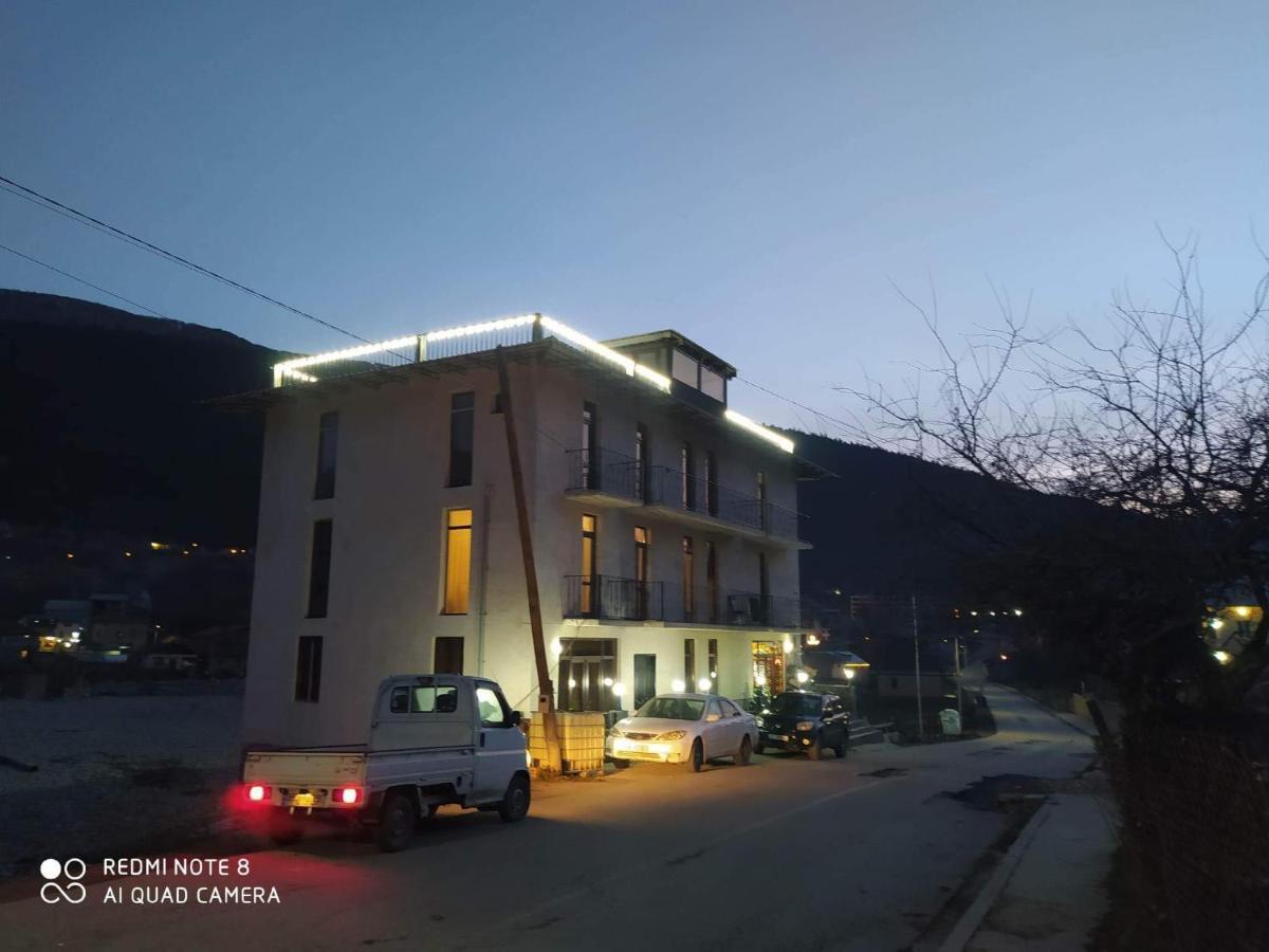Hotel Marliza Mestia Zewnętrze zdjęcie